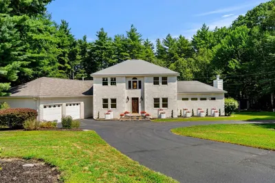 49 Parker Rd 1