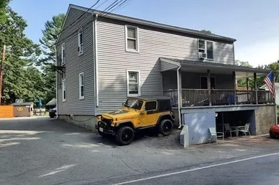 113 Lake St 1