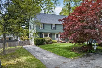 8 Amvet Dr #1