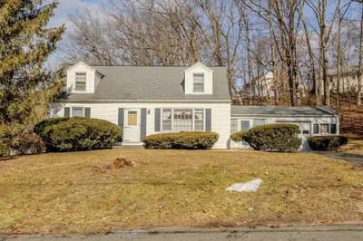 26 Sagamore Road 1