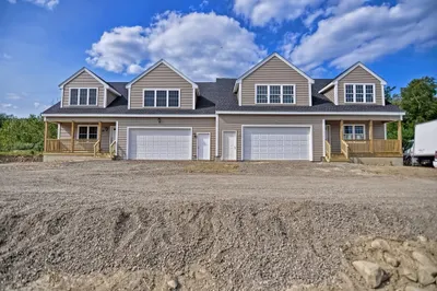 41 Ariel Circle #41 1