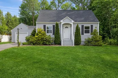 6 Hillcrest Rd 1