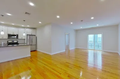 15 Dana Avenue #5 1