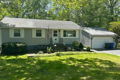370 Tiffany St #. 1