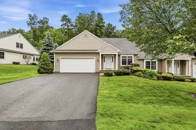 75 Shadow Brook Est #75 1