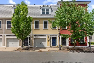 52 Rutherford Ave 1
