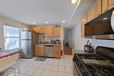 29 Brackett St #29