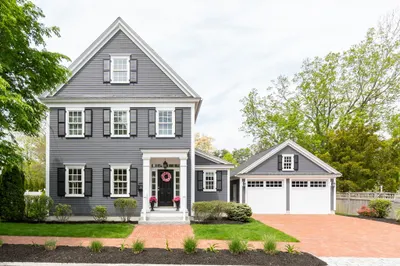 52 Plummer Ave 1