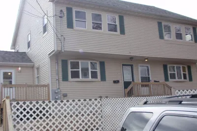 32 Falmouth Ave 1