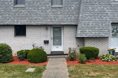 212 Beekman Drive #212