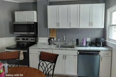 16 C St #1 1
