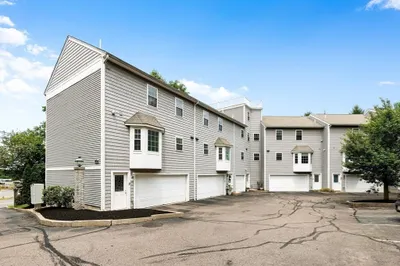 2 Ricciuti Dr #9