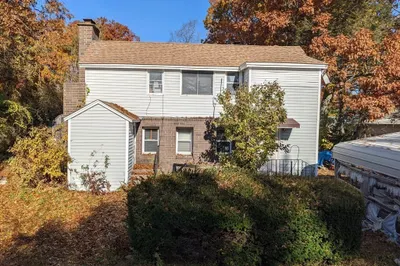 61 Sunderland Rd 1