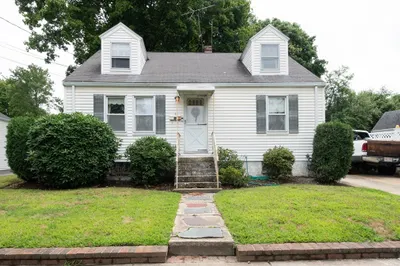 56 Badger Rd 1