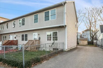142 Oxford St #142