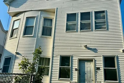 35 Stoneland Rd #1