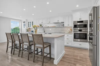 54 Commonwealth Ave #5