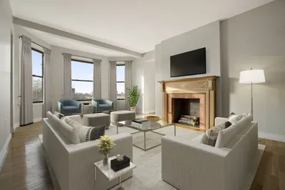 4 Charlesgate East #405