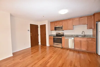 88 Charles St #15