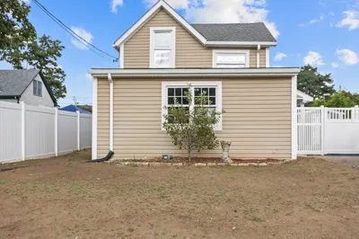 10 Veranda Ave