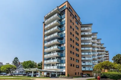 300 Lynn Shore Drive #504 1