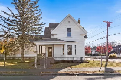 68 Union St