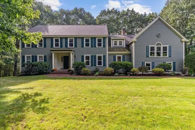 10 Fieldstone Way 1