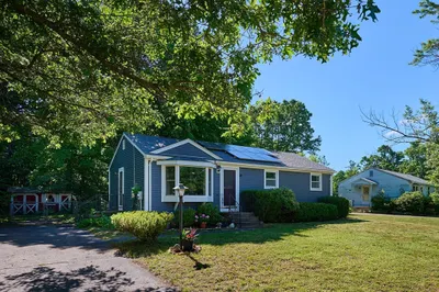 38 Peloquin Drive