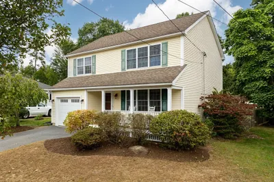 137 Wollaston St 1