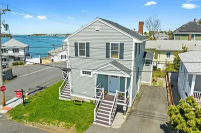1 Roosevelt Avenue 1