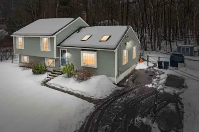 33 Clinton Rd 1