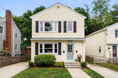 97 Sylvia St 1
