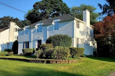 83 Longfellow Dr 1
