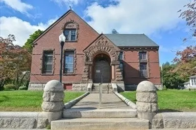 4 Mansfield Avenue