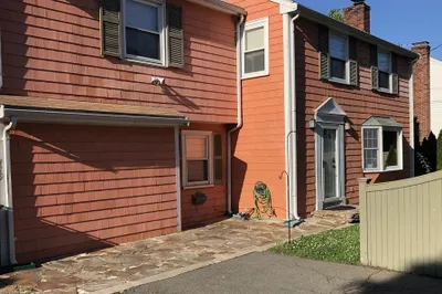 479 Crafts Street 1