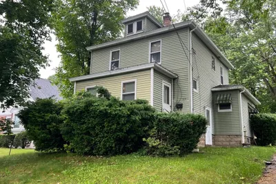 163 Washington St 1