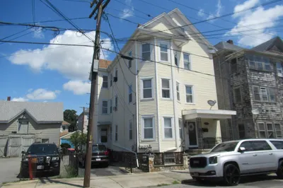 139 Hathaway Street 1