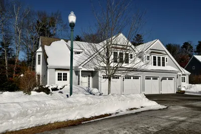 25 Carriage Ln #25 1