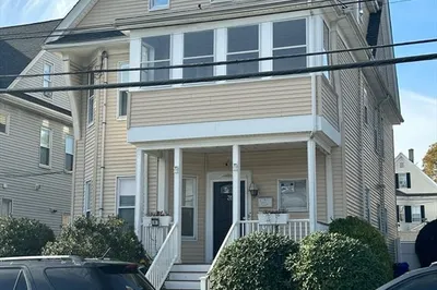 31 Laurel St #2