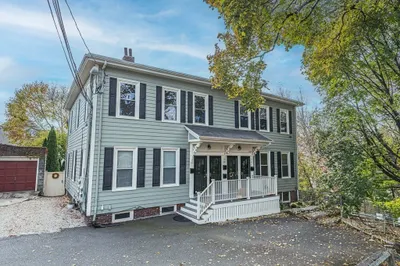 12 Pembroke Court #12