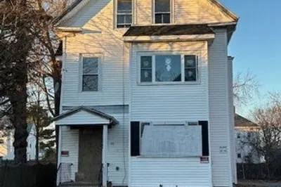 83 Forest Ave