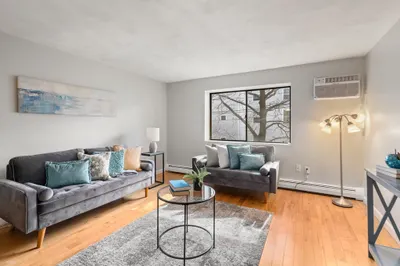 84 Grant Street #12