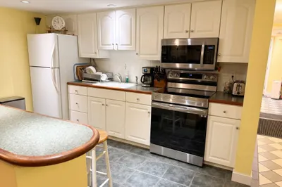 7 Greenville St #1B 1