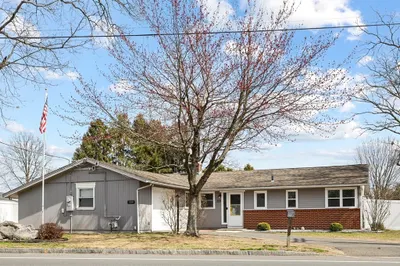 359 Granby Rd