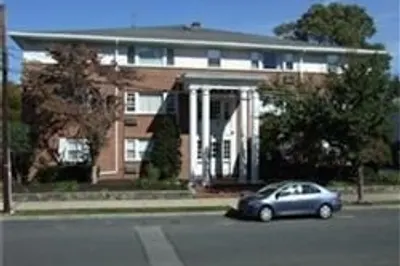 12 Portland St. #35 1