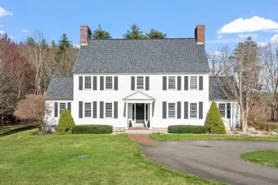 4 Millbrook Ln 1