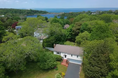 8 Eel River Cir 1