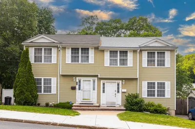 114 Granville Ave #114