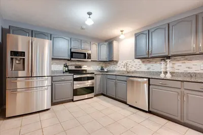 15 Patricia Drive #15 1