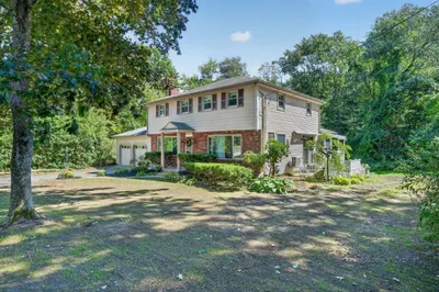 375 Kendall Rd 1